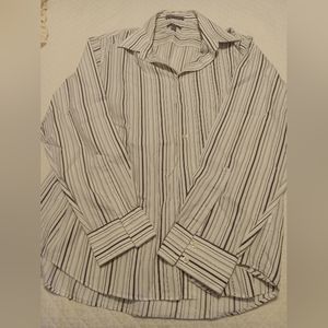 Apt 9 Womens' white shirt with black & gray horizontal stripes. XL